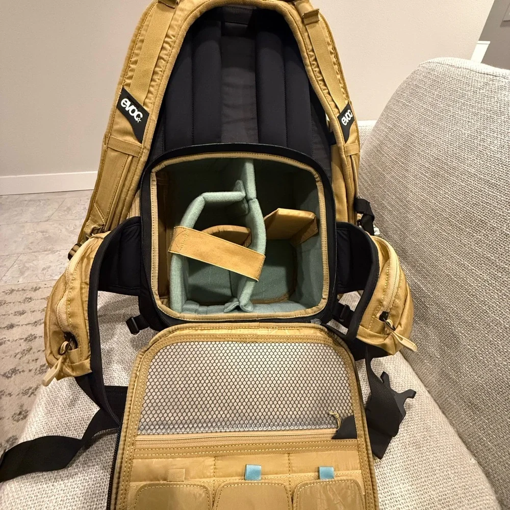 Evoc Capture 18l (Heather Gold)